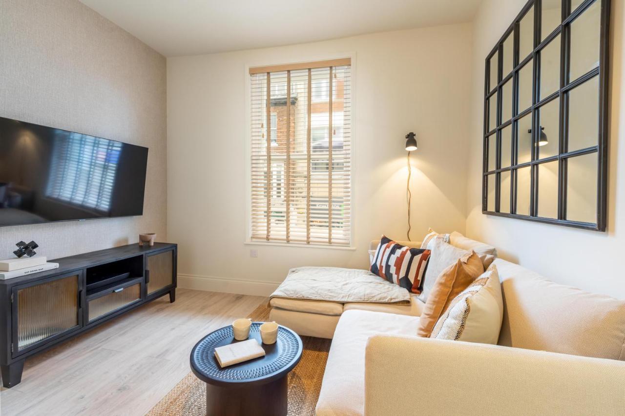 The Lark Apartment York Bagian luar foto